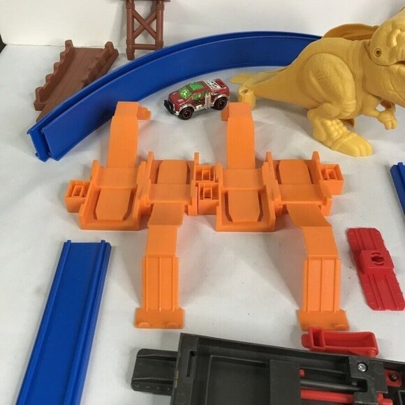 Zuru Metal Machines T-Rex Attack Double Loop Jump Track Model 6702 - Picture 4 of 7